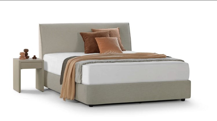 φωτογραφία SHIRLEY