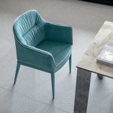 DALLAS ARMCHAIR